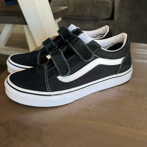 velcro slip on vans